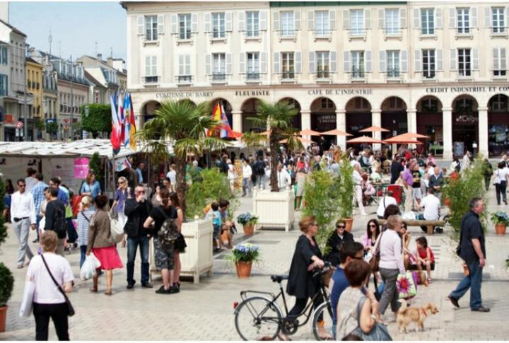 Saint-Germain-En-Laye: Grand Studio En Centre Ville A 2 Minutes Du Rer エクステリア 写真